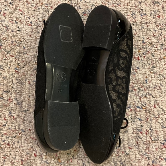 Classic Black Chanel Ballet Flat - Picture 3 of 11